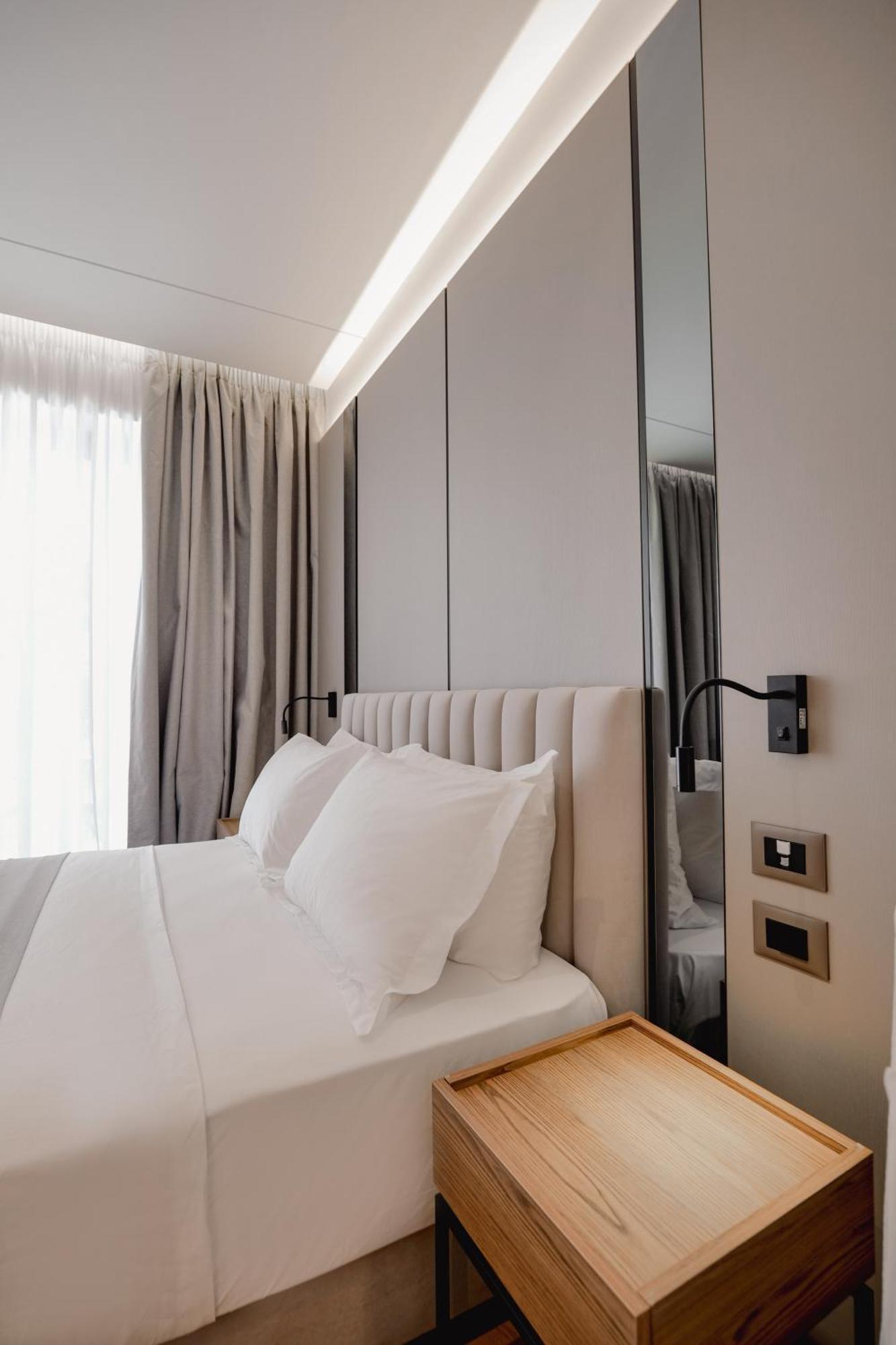 Jost Caravel Hotel Radhimë Eksteriør billede