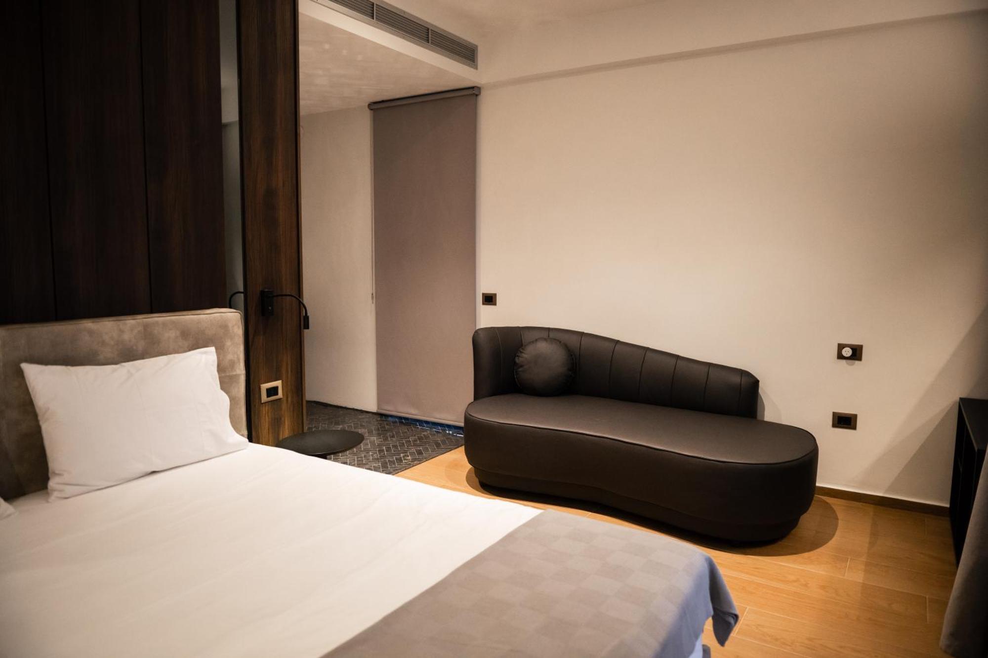 Jost Caravel Hotel Radhimë Eksteriør billede