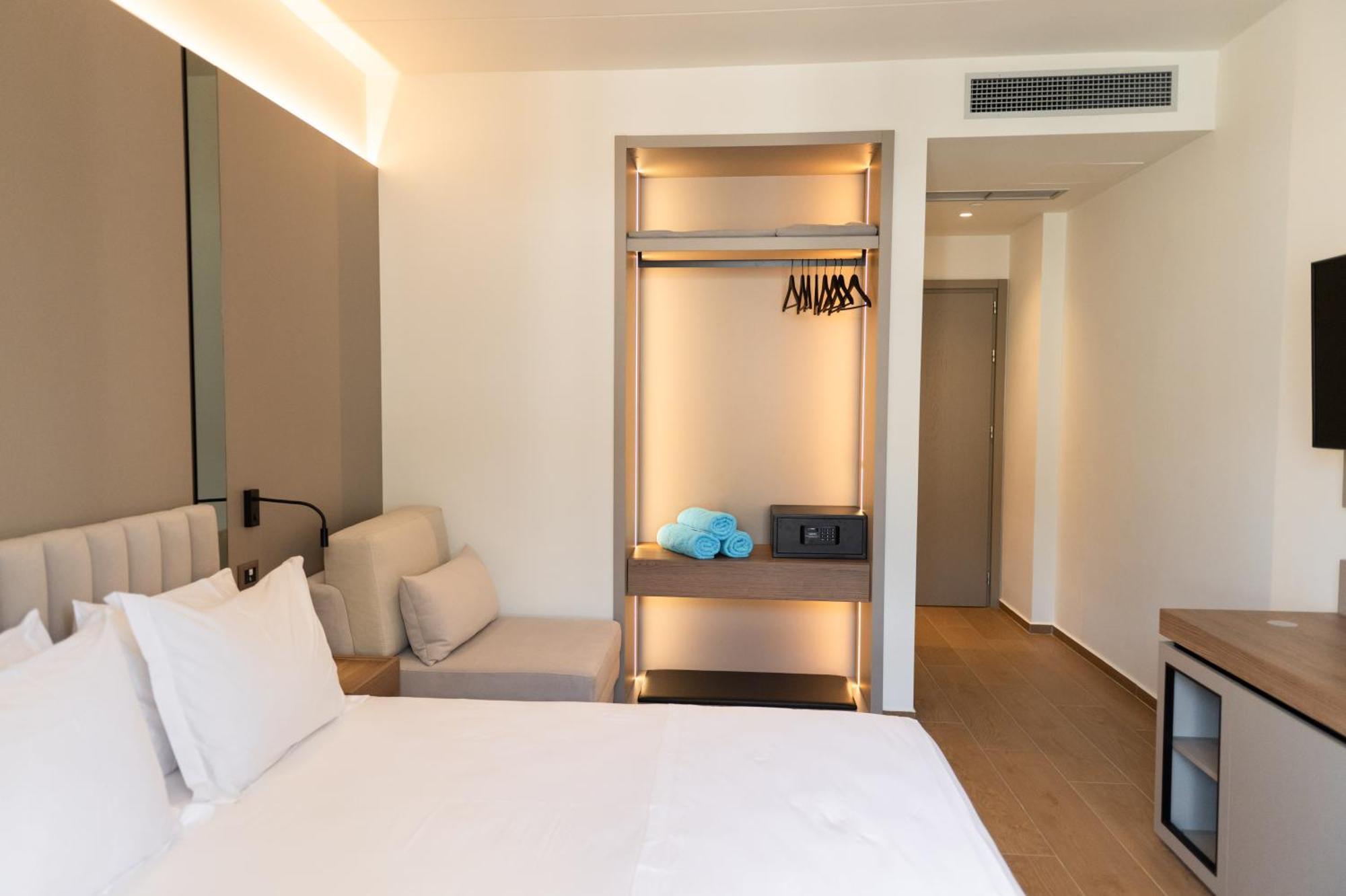 Jost Caravel Hotel Radhimë Eksteriør billede